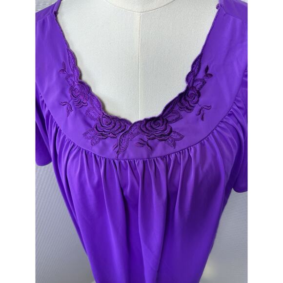Shadowline Nylon Night Gown Purple Orchid 40”Length Size Large - Picture 5 of 5